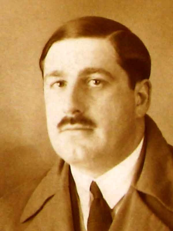 Manuel